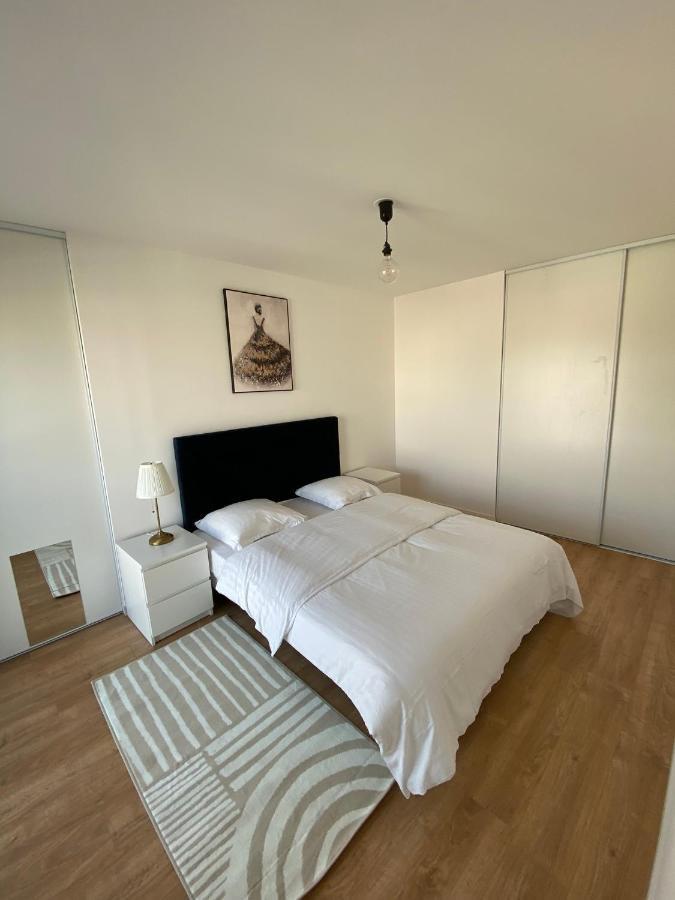 Luxury Appartement 5 Asnieres Paris ภายนอก รูปภาพ